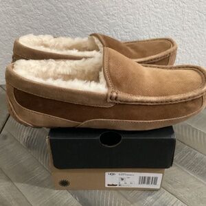 UGG Ascot Corduroy II Driver (Men), size 9